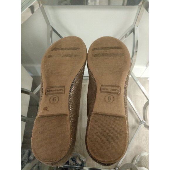 Faded Glory Women's Tan Silver Flats Size 6 - Picture 4 of 8